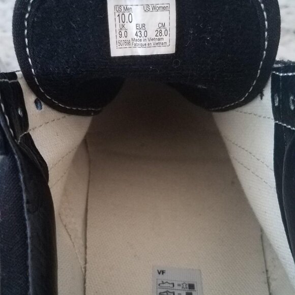 Vans Old Skool Shoes - Picture 5 of 6